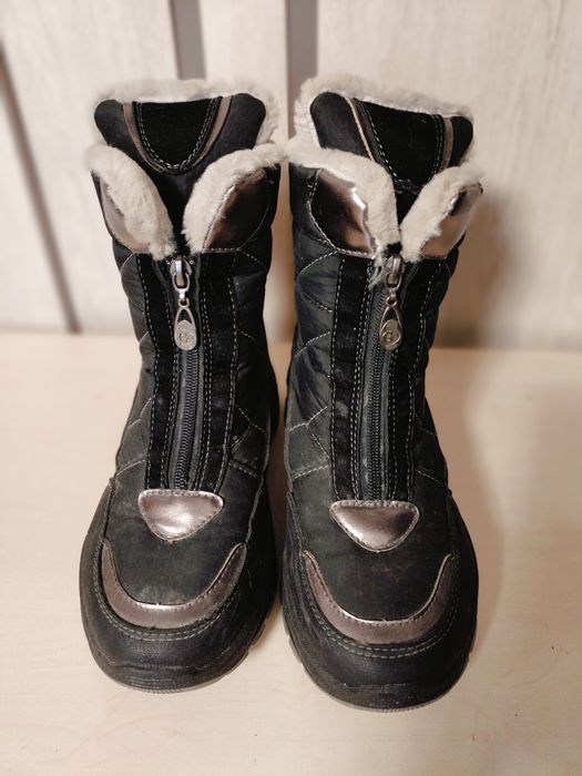 Зимові чоботи жіночі