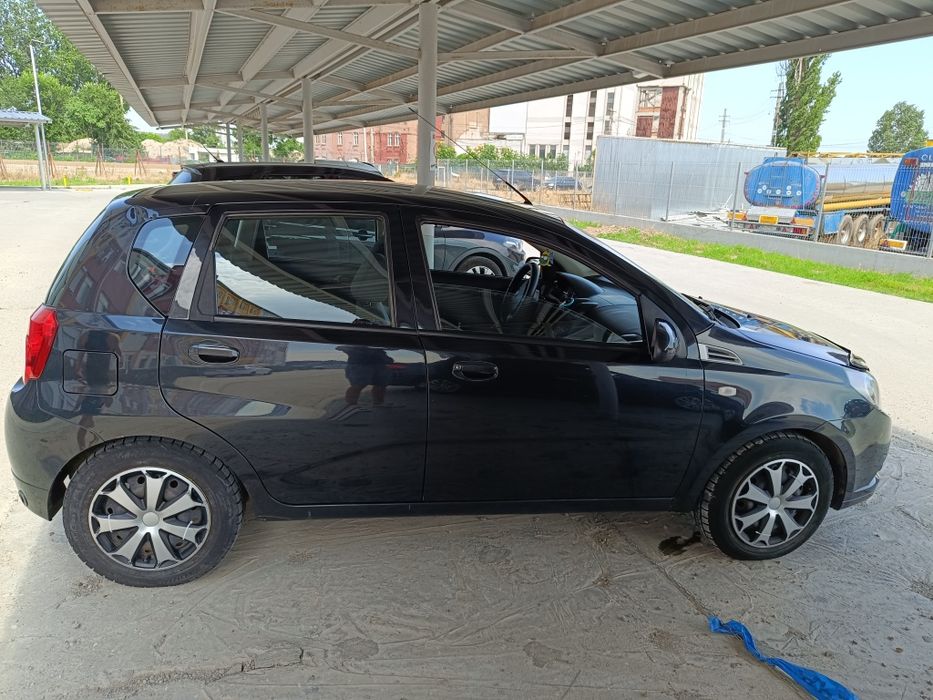 Продам Shevrolet Aveo супер экономичное