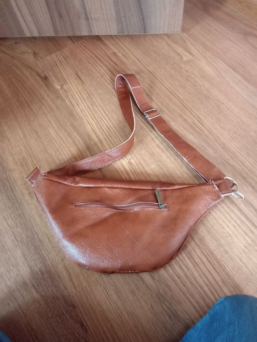 Listonoszka nerka ręcznie szyta jak nowa. Skóra naturalna!