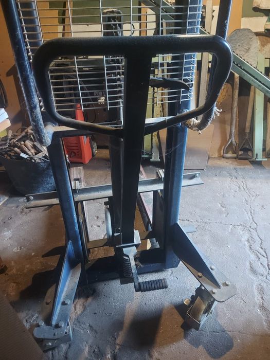 Stacker manual  Paços Ferreira