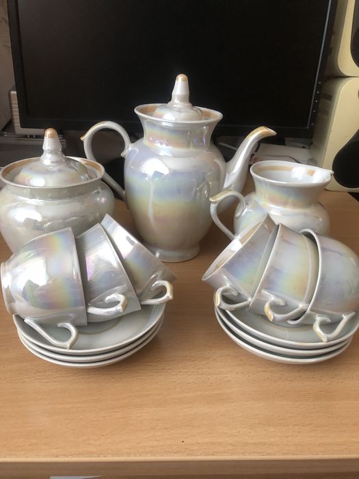 Кавовий перламутровий сервіз на 6 персон