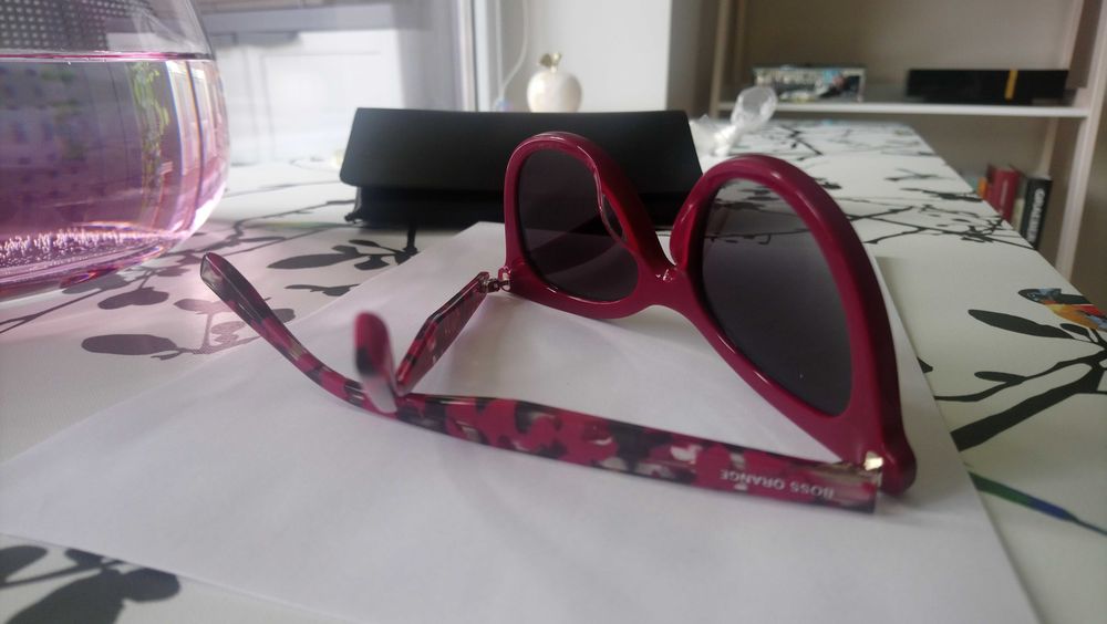 Okulary Przeciwsłoneczne BOSS 0310/S - stan idealny (damskie)