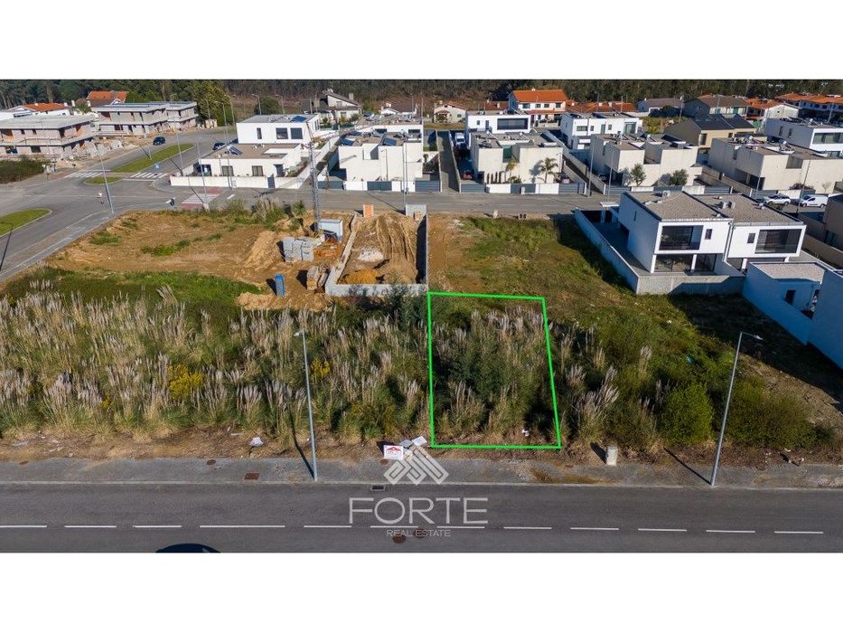 Terreno para construção c/ projeto aprovado -Picalhos-Santa Maria d... — Argoncilhe, Aveiro