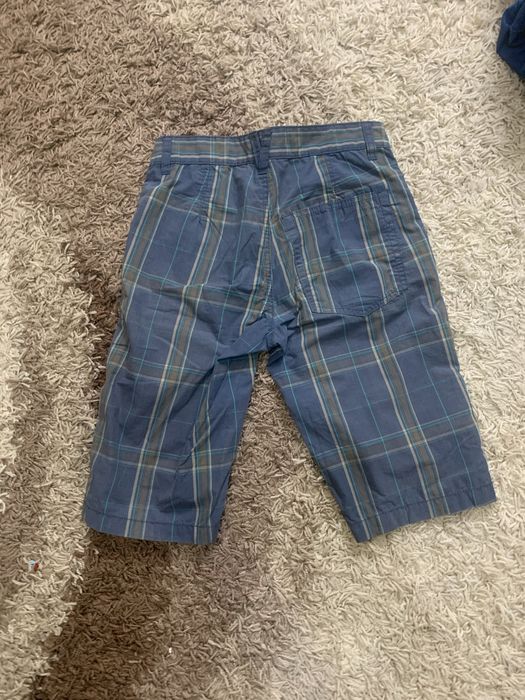 Легенькі шорти бріджі. В клітинку. Бідійдуть дитині 13-14 років