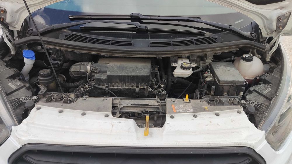 Ford Transit - Carrinha Mercadorias com instalação Frigo