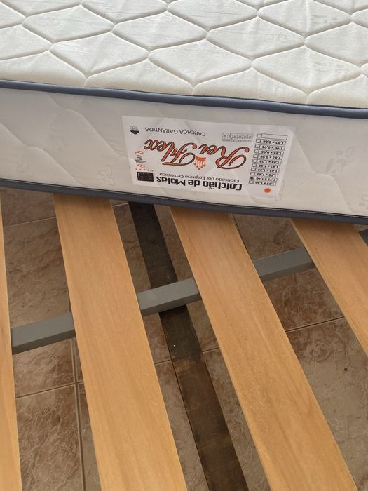 Estrado Ikea,  cama 1,40x1,90