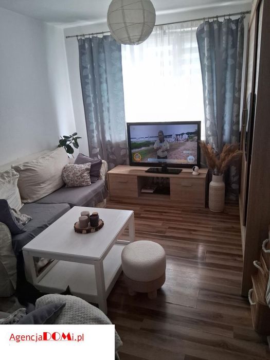 Błonie, Traugutta,48m-3pok.oddz.kuchnia z oknem,3p