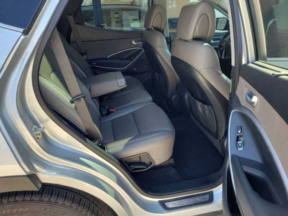 Hyundai SANTA FE      2015