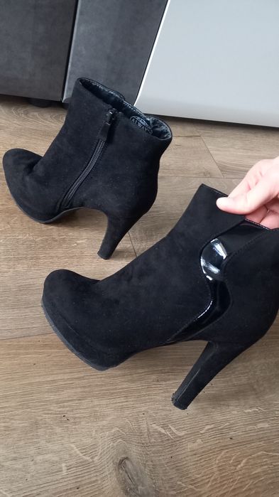 Botki na obcasie zamszowe  i skorzane 38