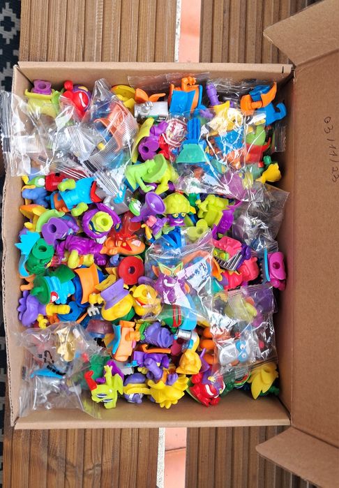 Lote de superthings