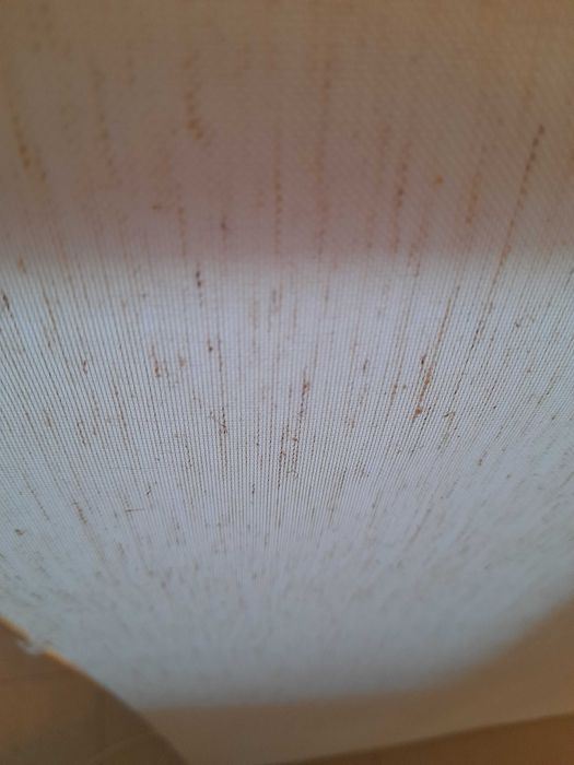 Estores de rolo ,  proteção contra  raios solares, iluminação natural