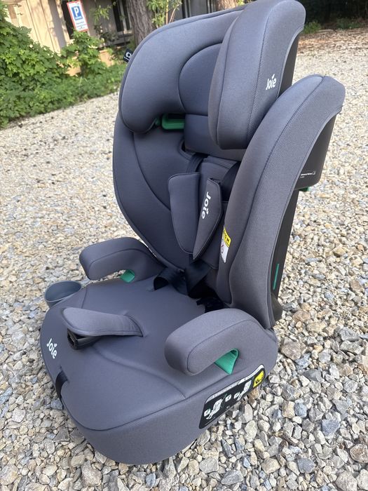 Fotelik samochodowy Joie Elevate R129