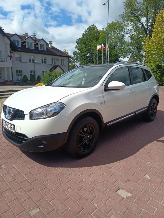 Nissan Qashqai+2