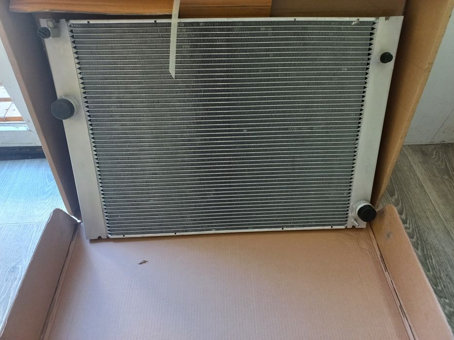 Радиатор охлаждения BMW E 60,e63,e64,e65,e66,e67