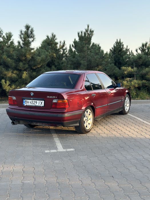 Продам BMW e36 M50B20