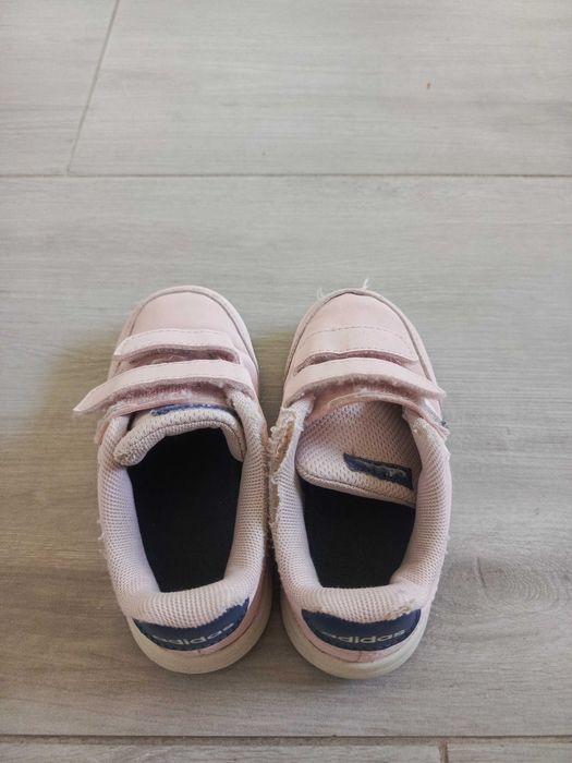 Buty sportowe adidasy dla dziewczynki