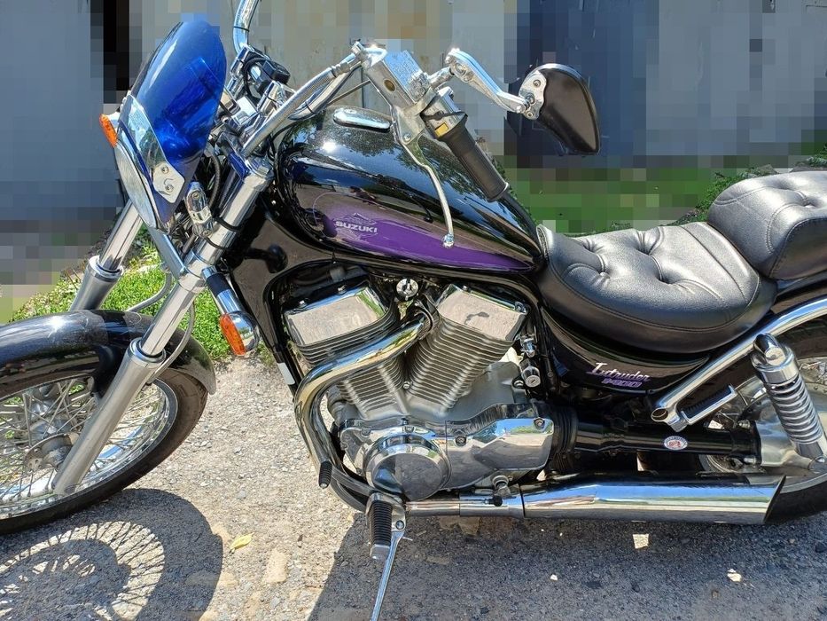 Мотоцикл круізер Suzuki Intruder 1400