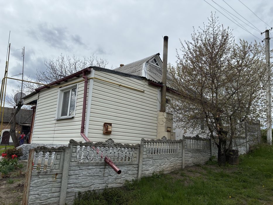 Продаю будинок у с.Вʼязівок Черкаська обл
