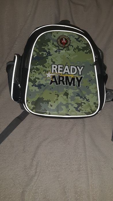 Рюкзак шкільний для молодших класів