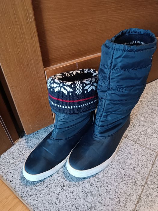 Lacoste granatowe poszukiwane śniegowce 40 40,5 norweski