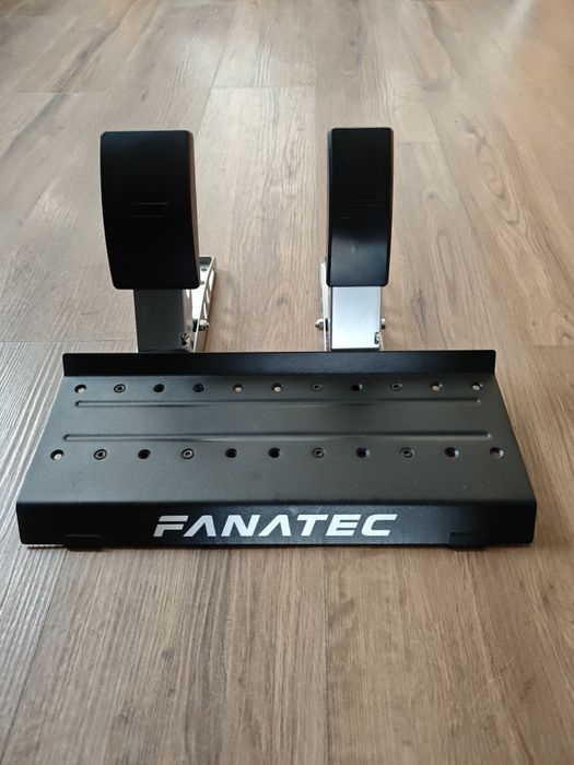 Pedais Fanatec CSL (como novos, jun/25)