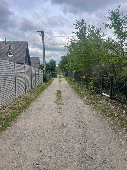 Продаж 2 поверхового будинку