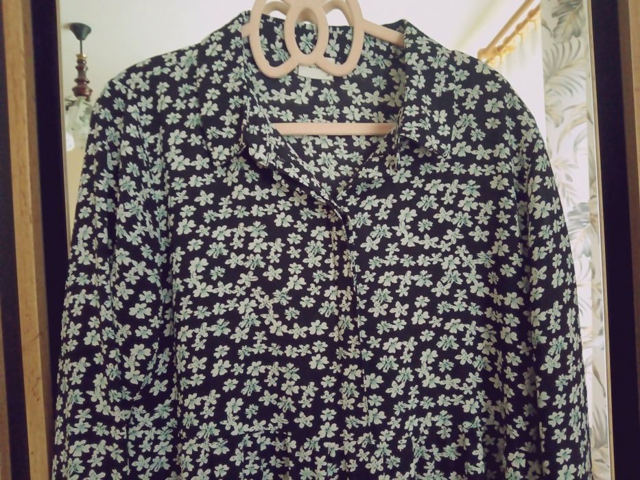 Wiosenna sukienka koszulowa kwiatowy print blue