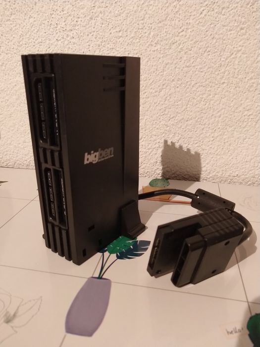 Bigben Multitap dla konsoli PlayStation 2,