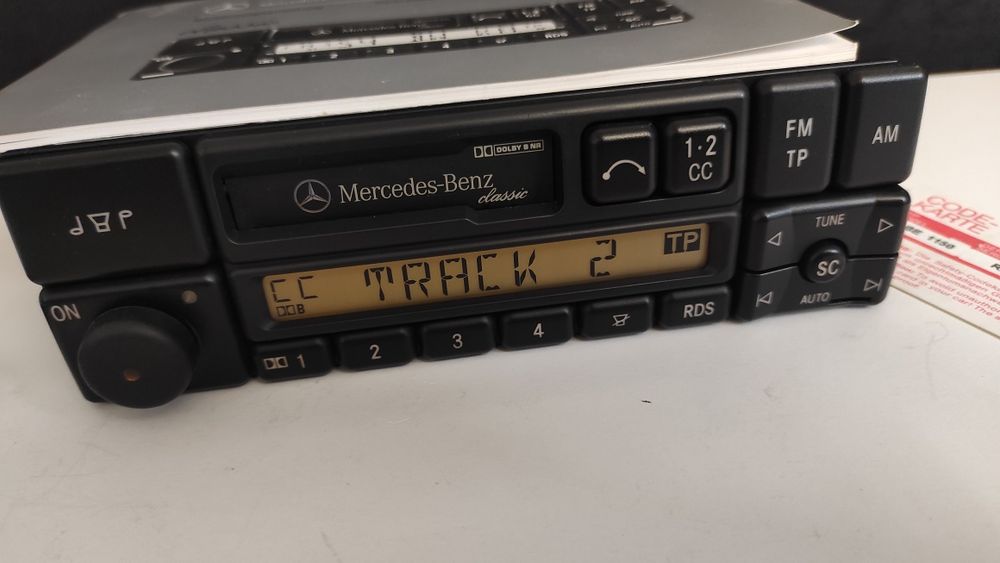Radio Becker Classic MERCEDES R107 W126 W201 R129 W140 w123 w202 w210 ...