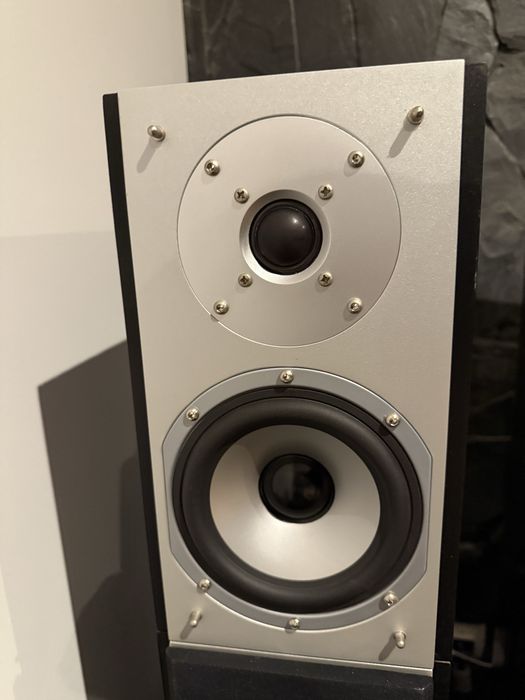 Colunas XTZ monitoras