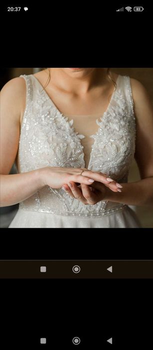 Sprzedam suknię ślubną kolekcja 2023