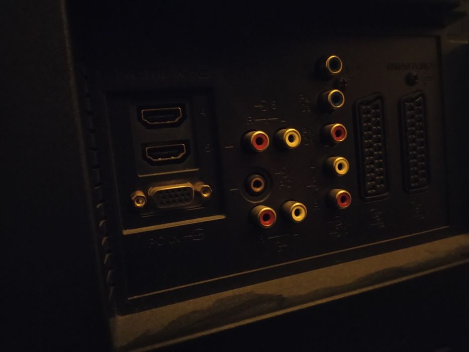 Sony Bravia KDL-32S2800 — 32’’ HD Ready