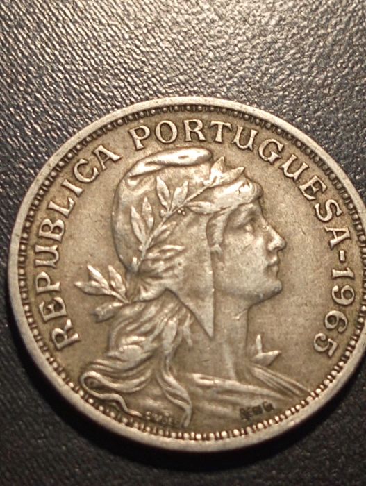 moeda 50  centavos  1965	 - Republica Portuguesa - Alpaca - Soberba
