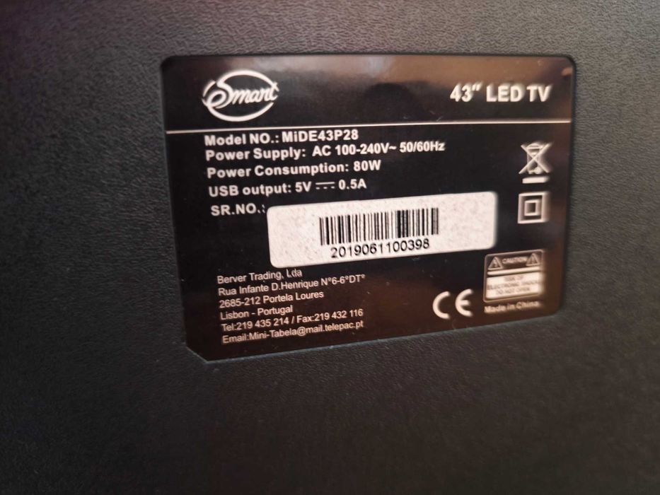 TV Led 43" SmartTech - Avariada
