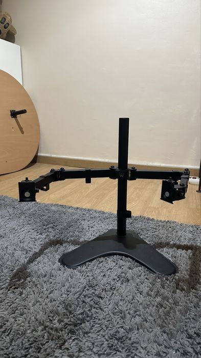 Mount/ Suporte com base para 2 ecrãs