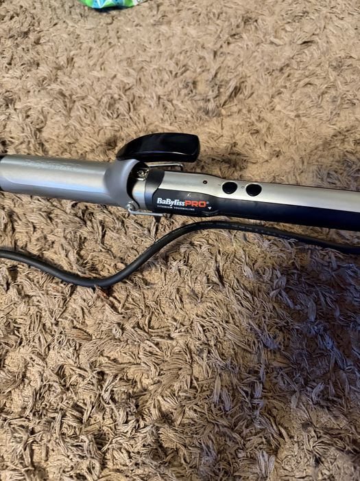 Це BaByliss PRO BAB2174TTE, діаметр 32 мм, Titanium Tourmaline.