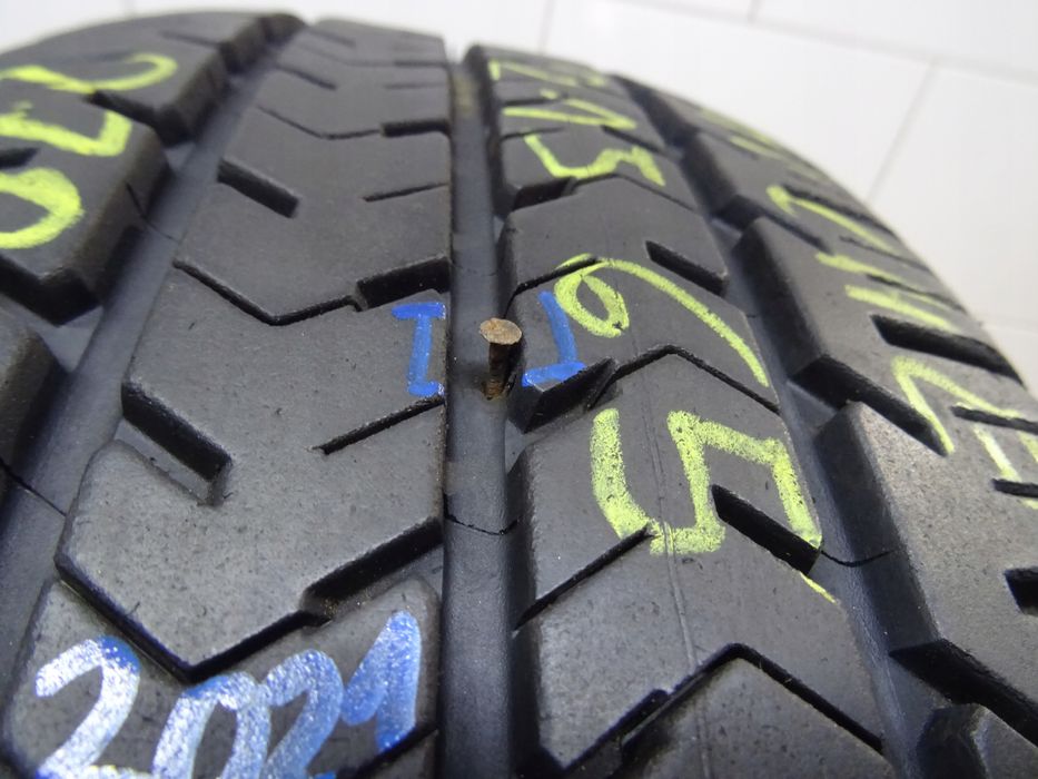 opona michelin agilis 51 215/65r16 106/104 t 2021