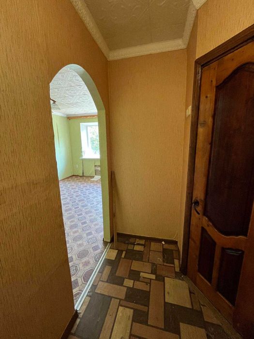 43878 Терміновий продаж 1к в  центр Летичів