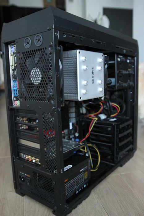 Komputer PC i7-4770K/16gbDDR3/ASRockZ87Extreme4/AIMSC808/bez GPU i HDD