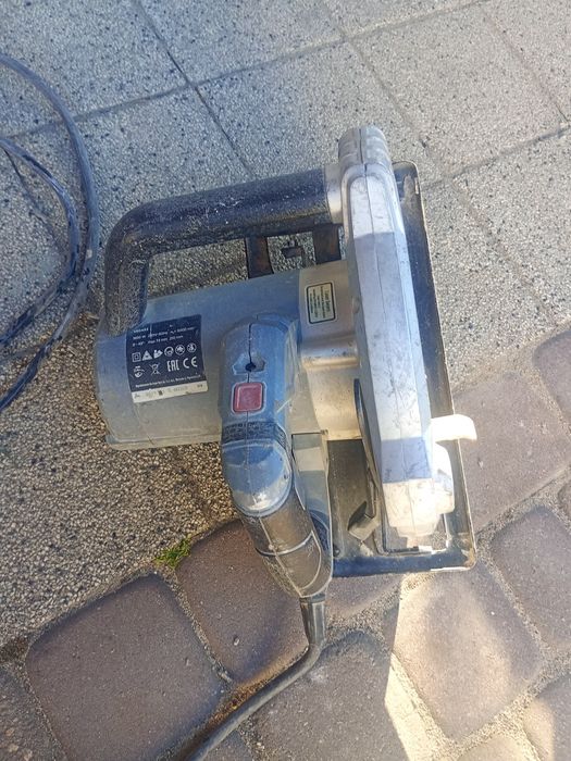 Pilarka graphite 1800watt sprawna
