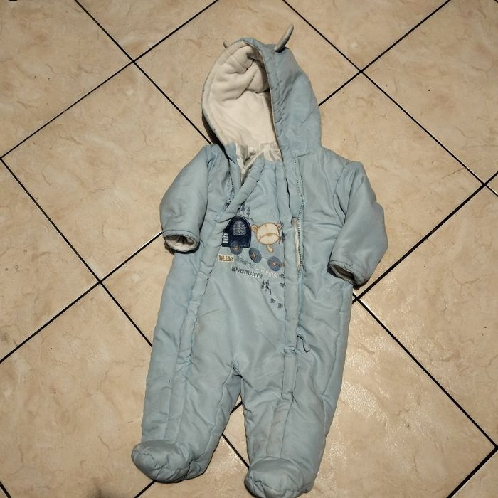 Kombinezon dla chłopca r. 74