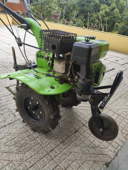 MOTOENXADA GASOLINA 7 CV