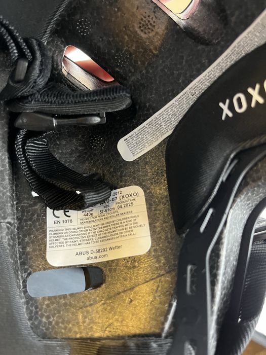 ABUS urban XOXO  kask toweroey, miejski 57-61 cm