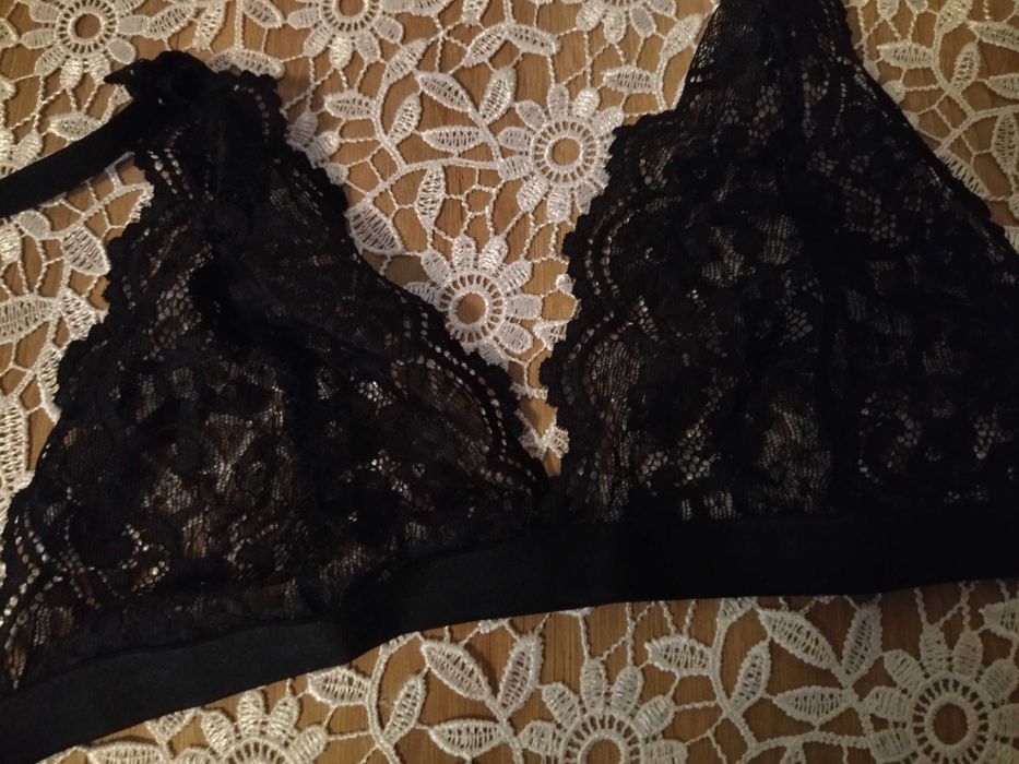 MISSGUIDED-biustonosz koronkowy 32