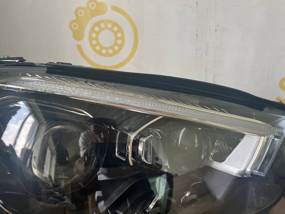 Фари, фара ліва, фара права Mercedes w213