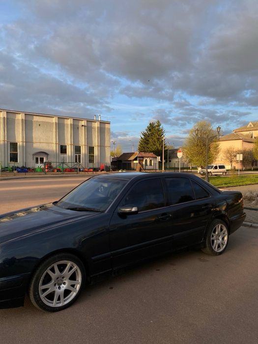 Продам Mercedes w210