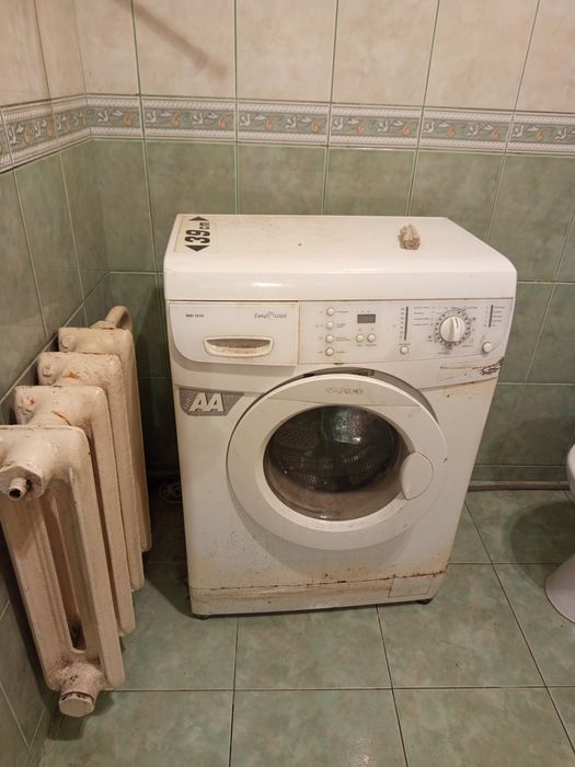 Робочий Холодильник і стіралка під ремонт. За символічну плату