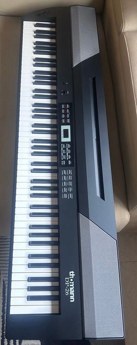 Piano Digital - Thomann DP-26 + Suporte + Phones