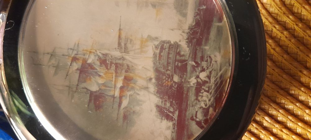 Stary przycisk do papieru