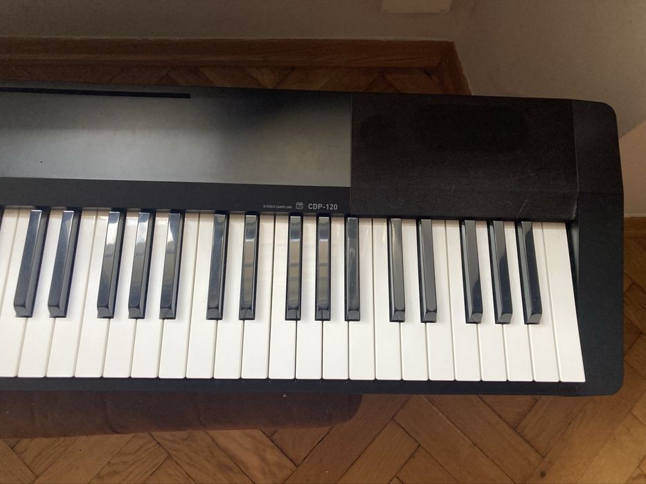 CASIO CDP-120 - pianino cyfrowe z akcesoriami